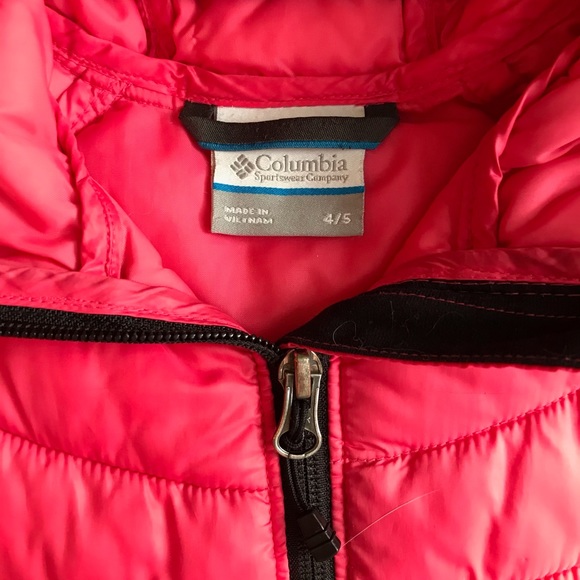 Columbia Jacket Mid-weight Powder-Lite style, size 4 / 5 T - Picture 3 of 8